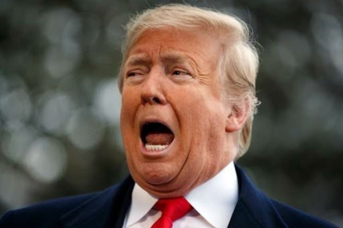 GRAPHIC: screaming Trump